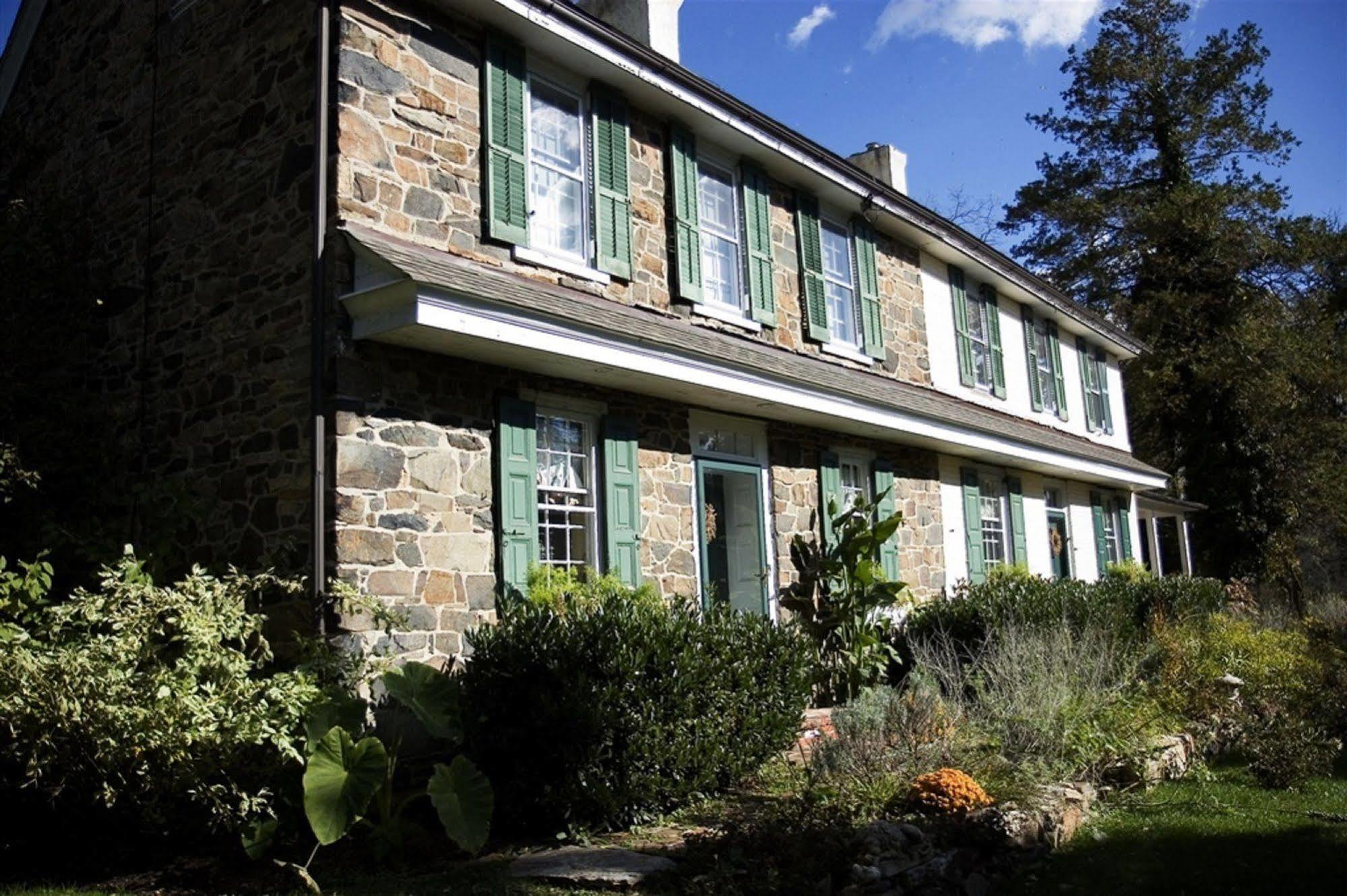 Wild Wisteria Bed and Breakfast Chadds Ford Exteriör bild