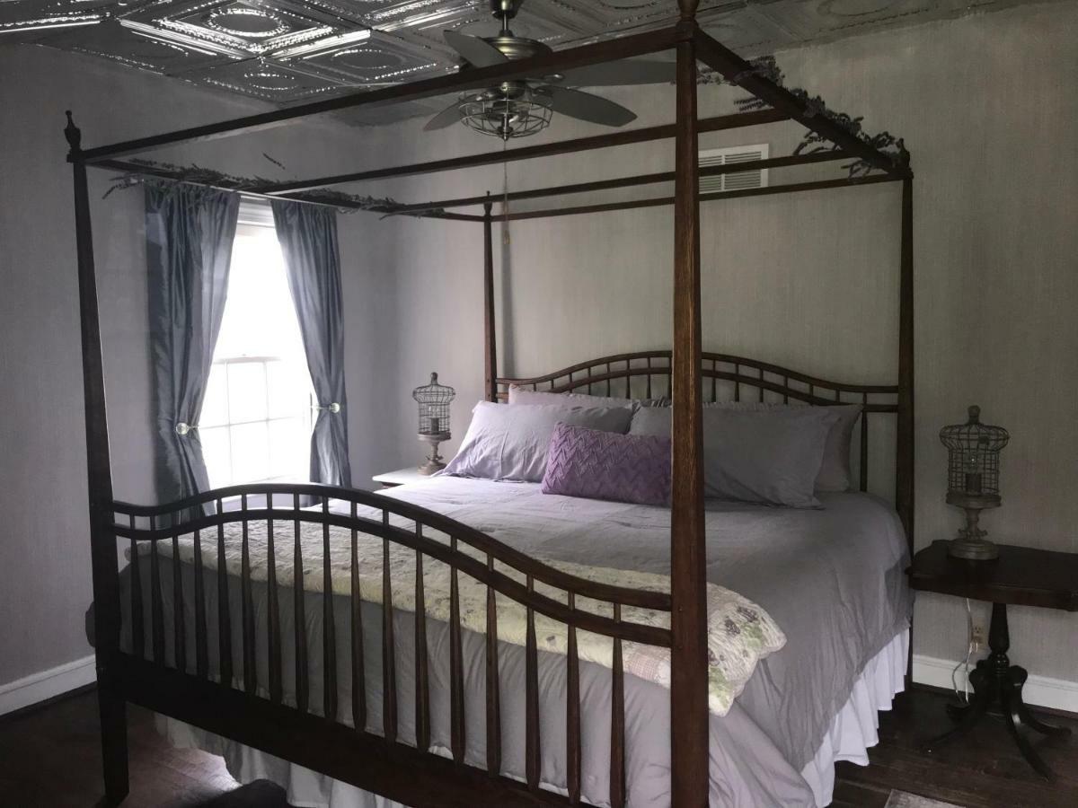 Wild Wisteria Bed and Breakfast Chadds Ford Exteriör bild